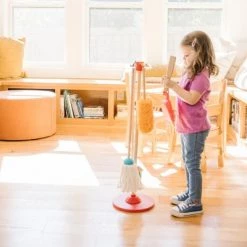 Melissa & Doug Melissa & Doug Let's Play House! Dust, Sweep & Mop 6pc Set -Melissa & Doug Sales 2022 unnamed file 1150