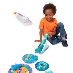 Melissa & Doug Melissa & Doug Fun at the Fair! Penguin Launch & Land Game