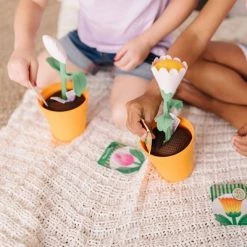 Melissa & Doug Melissa & Doug Let's Explore Flower Gardening Play Set -Melissa & Doug Sales 2022 unnamed file 1491