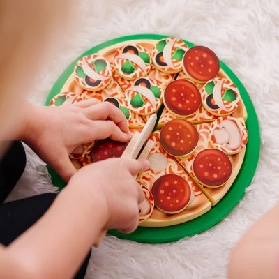 Melissa & Doug Melissa & Doug Pizza Party Wooden Play Food Set With 18Toppings 7 Melissa & Doug Melissa & Doug Pizza Party Wooden Play Food Set With 18Toppings - Image 5
