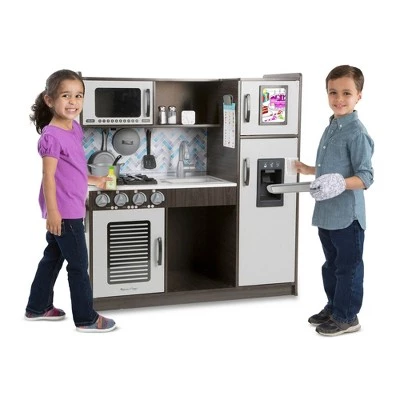 Melissa & Doug Melissa & Doug Chef's Kitchen Pretend Play Set - Charcoal 9 Melissa & Doug Melissa & Doug Chef's Kitchen Pretend Play Set - Charcoal - Image 7