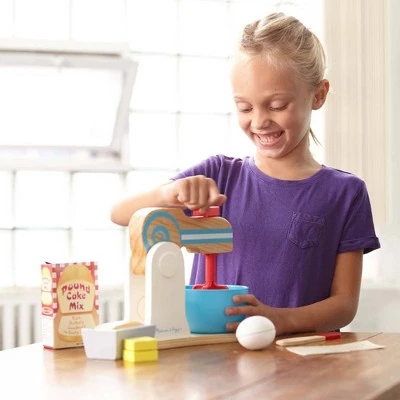 Melissa & Doug Melissa & Doug Wooden Make-a-Cake Mixer Set (11pc) - Play Food and Kitchen Accessories 6 Melissa & Doug Melissa & Doug Wooden Make-a-Cake Mixer Set (11pc) - Play Food and Kitchen Accessories - Image 4