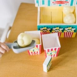 Melissa & Doug Melissa & Doug Fun at the Fair! Wooden Popcorn Popping Play Food Set -Melissa & Doug Sales 2022 unnamed file 1901