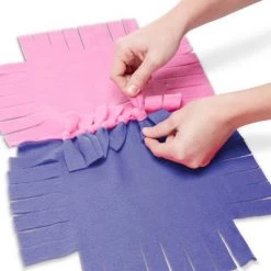 Melissa & Doug Melissa & Doug Created by Me! Flower Fleece Quilt No-Sew Craft Kit -Melissa & Doug Sales 2022 unnamed file 879